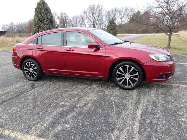 used 2012 Chrysler 200 car, priced at $5,995