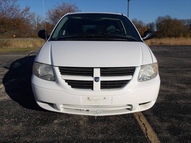 used 2007 Dodge Grand Caravan car, priced at $2,200