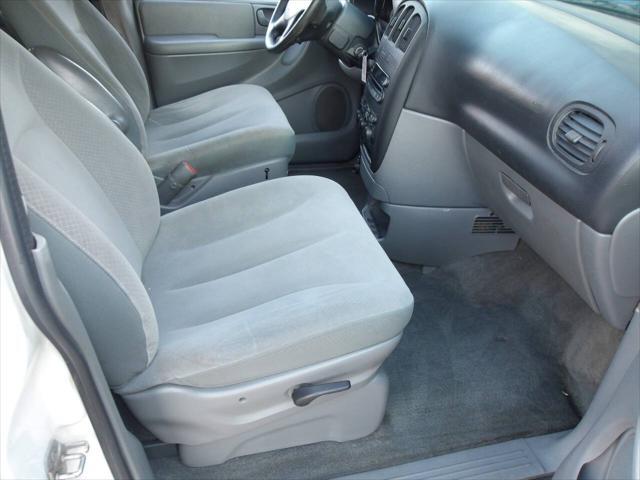 used 2007 Dodge Grand Caravan car, priced at $2,200