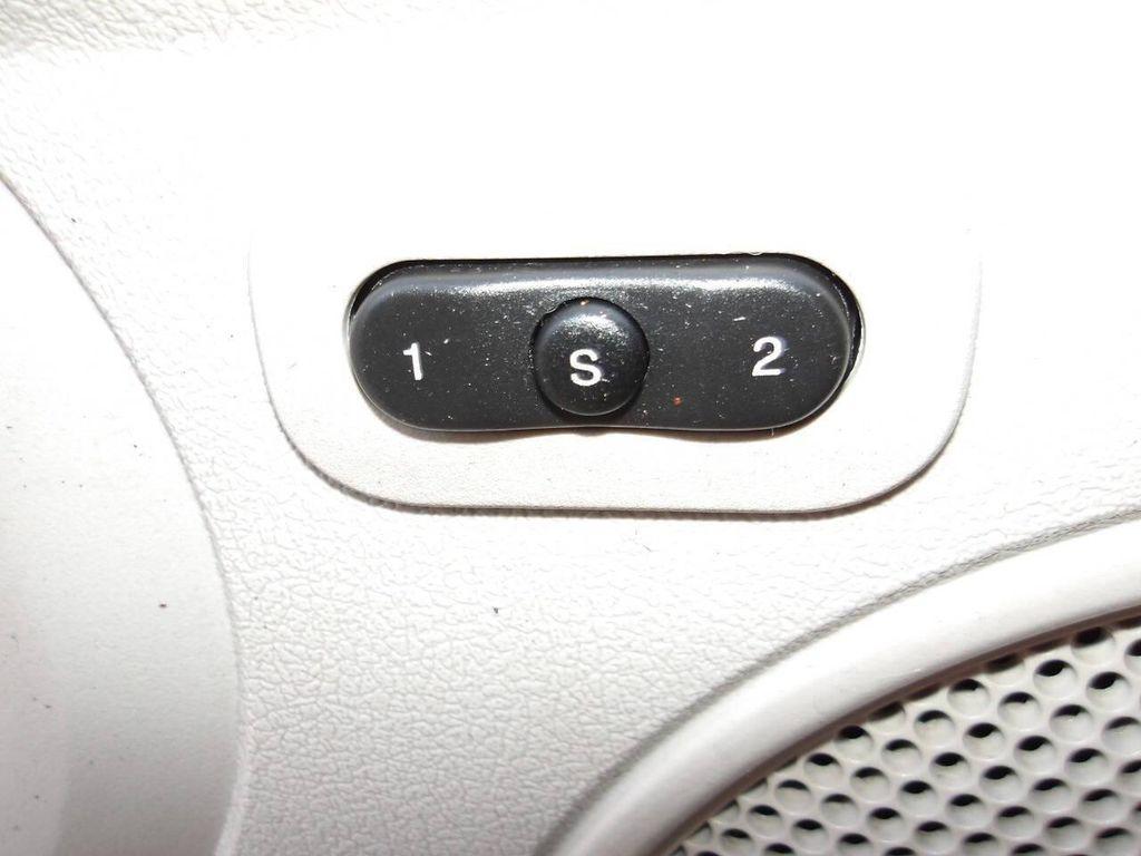 used 2006 Jeep Commander car, priced at $4,995