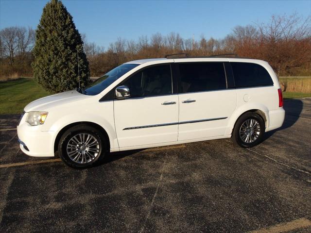 used 2014 Chrysler Town & Country car, priced at $5,995