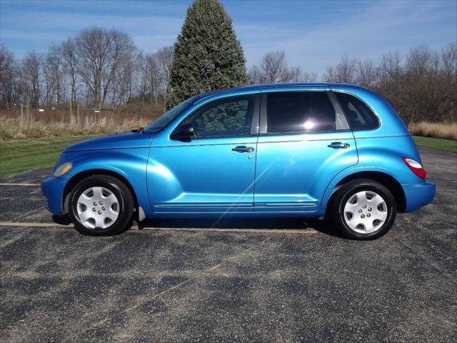 used 2008 Chrysler PT Cruiser car, priced at $4,400