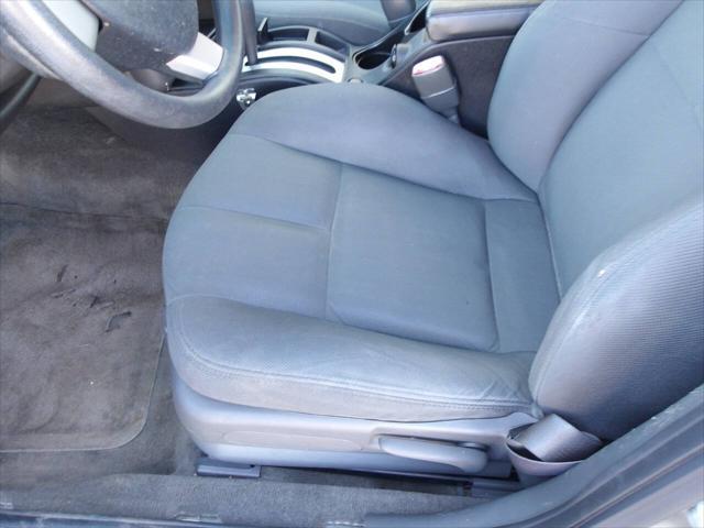 used 2005 Pontiac Grand Prix car, priced at $3,500