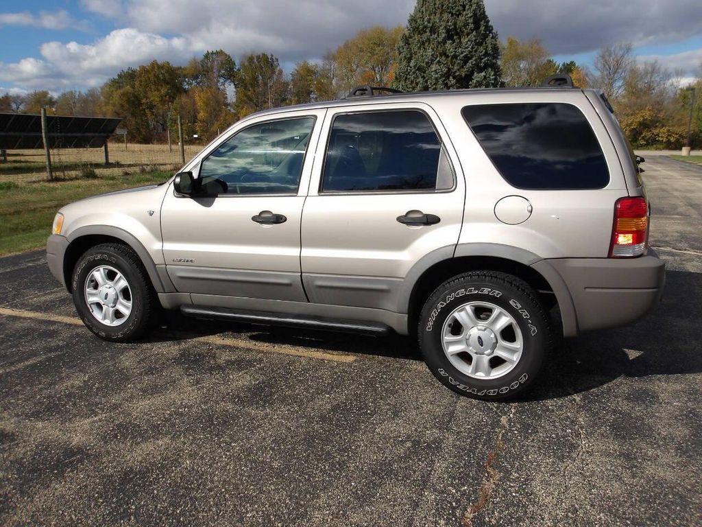 used 2001 Ford Escape car, priced at $3,995