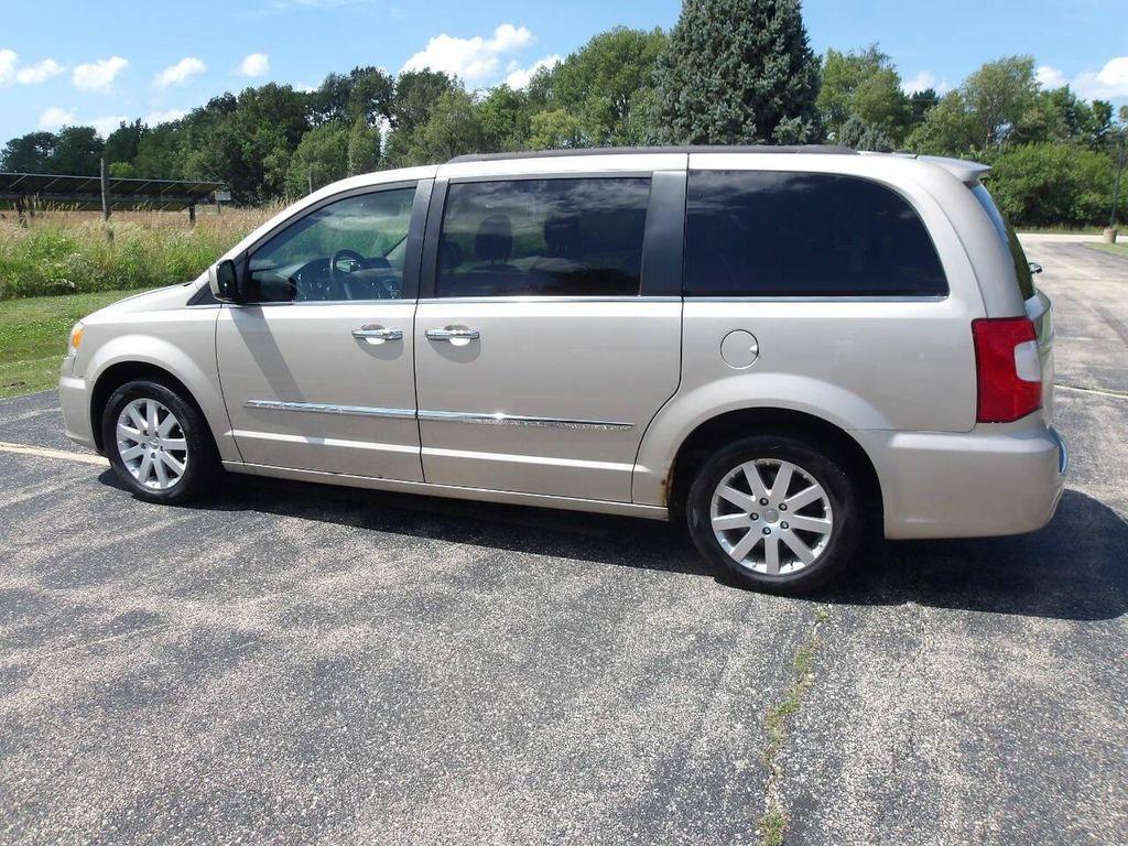 used 2014 Chrysler Town & Country car, priced at $3,995