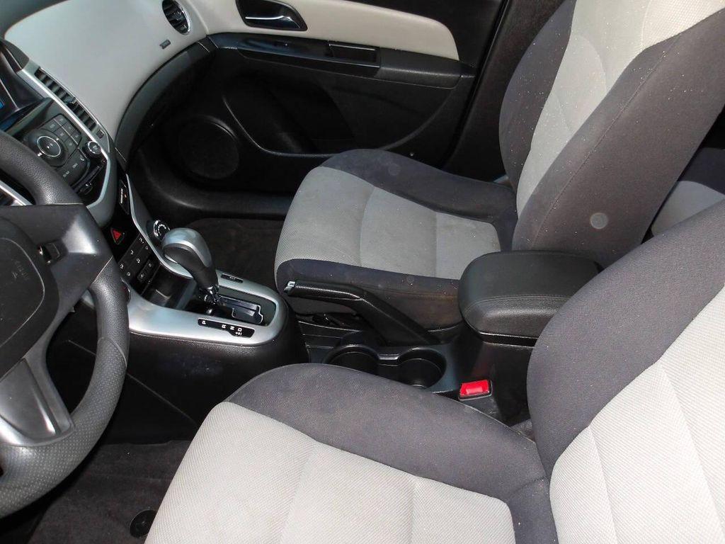 used 2014 Chevrolet Cruze car, priced at $5,995