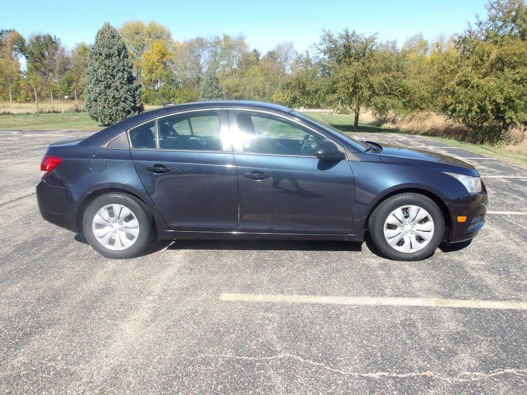 used 2014 Chevrolet Cruze car, priced at $5,995