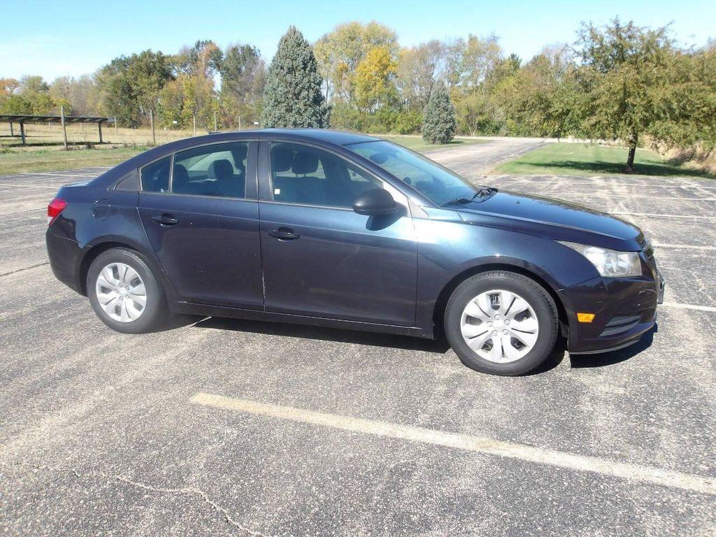 used 2014 Chevrolet Cruze car, priced at $5,995