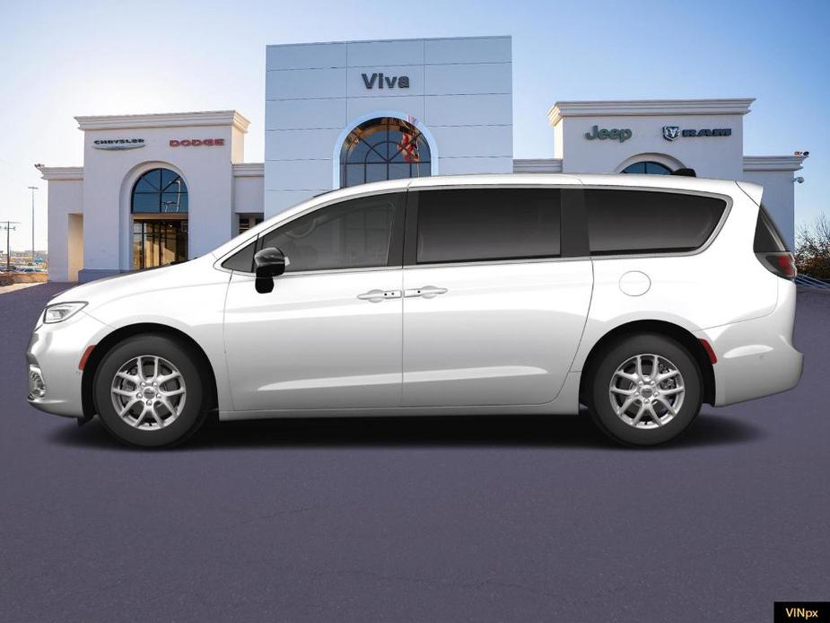 new 2024 Chrysler Pacifica car, priced at $42,890