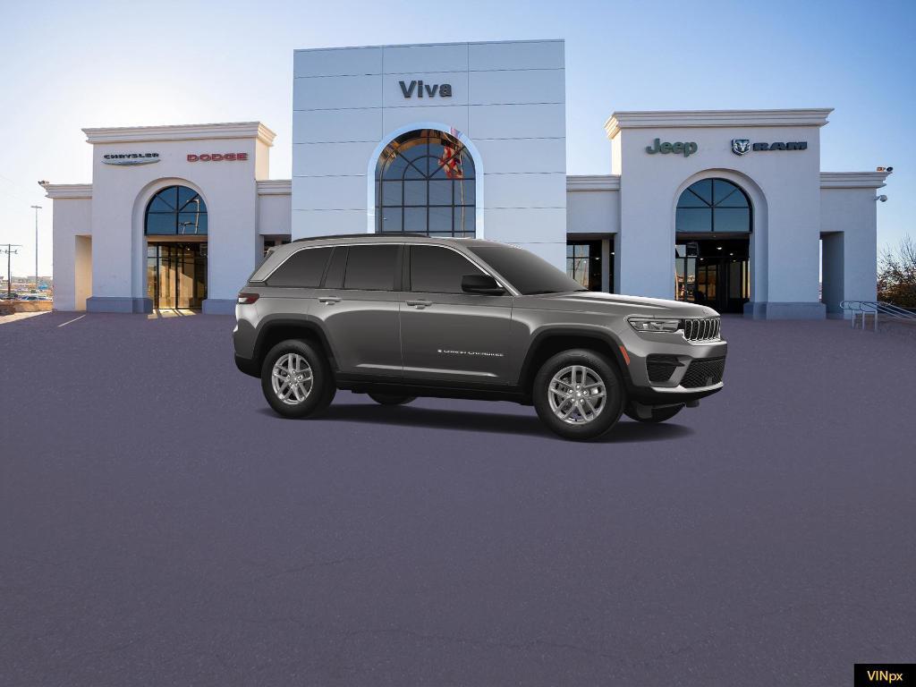 new 2025 Jeep Grand Cherokee car, priced at $40,470