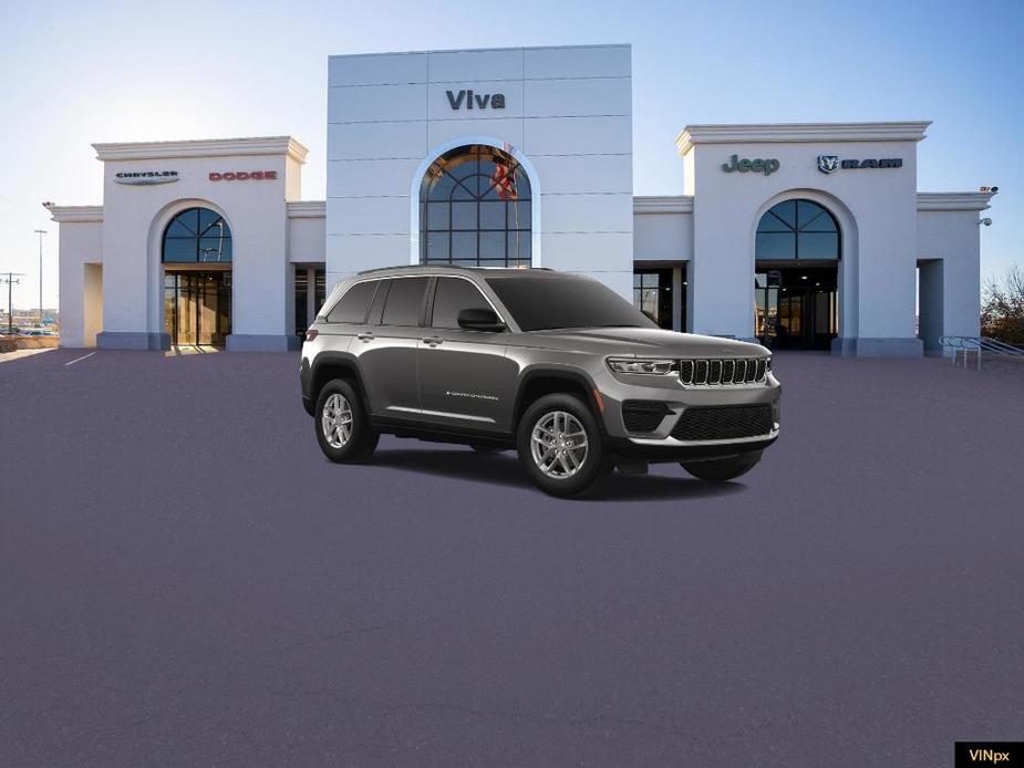 new 2025 Jeep Grand Cherokee car, priced at $40,470