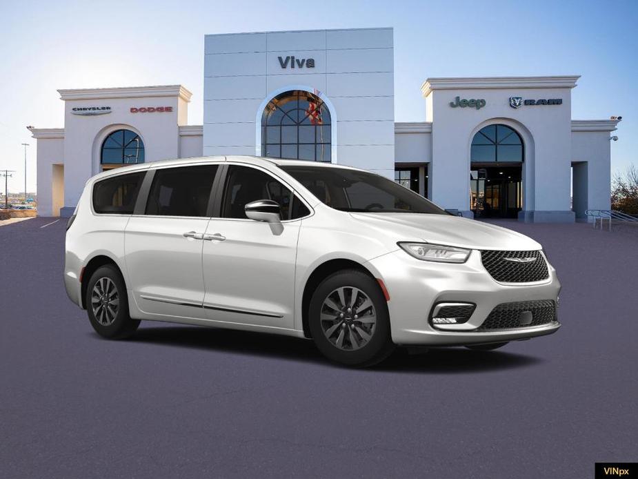 new 2023 Chrysler Pacifica Hybrid car, priced at $53,285