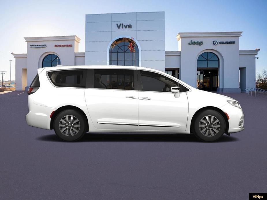 new 2023 Chrysler Pacifica Hybrid car, priced at $53,285