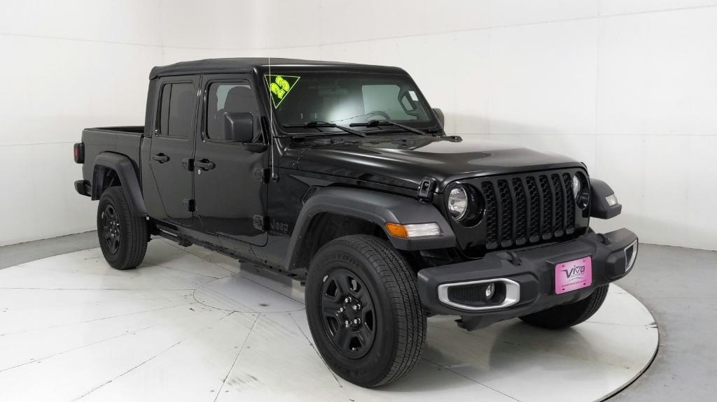 used 2023 Jeep Gladiator car, priced at $37,507