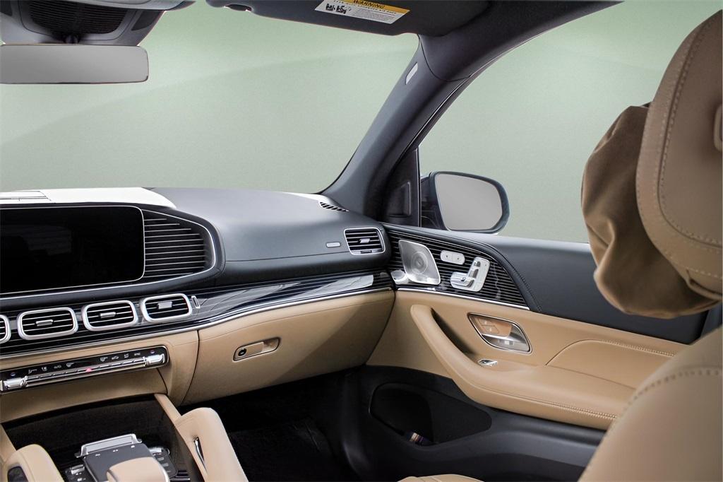 new 2025 Mercedes-Benz GLS 450 car, priced at $106,310