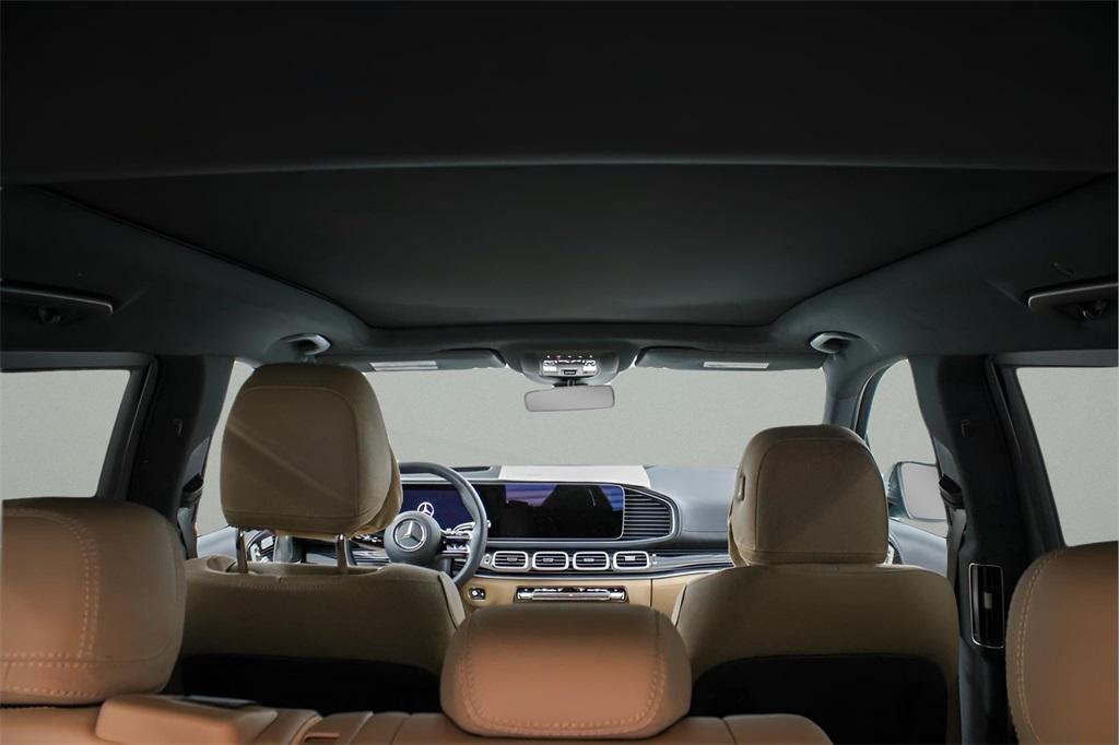 new 2025 Mercedes-Benz GLS 450 car, priced at $106,310