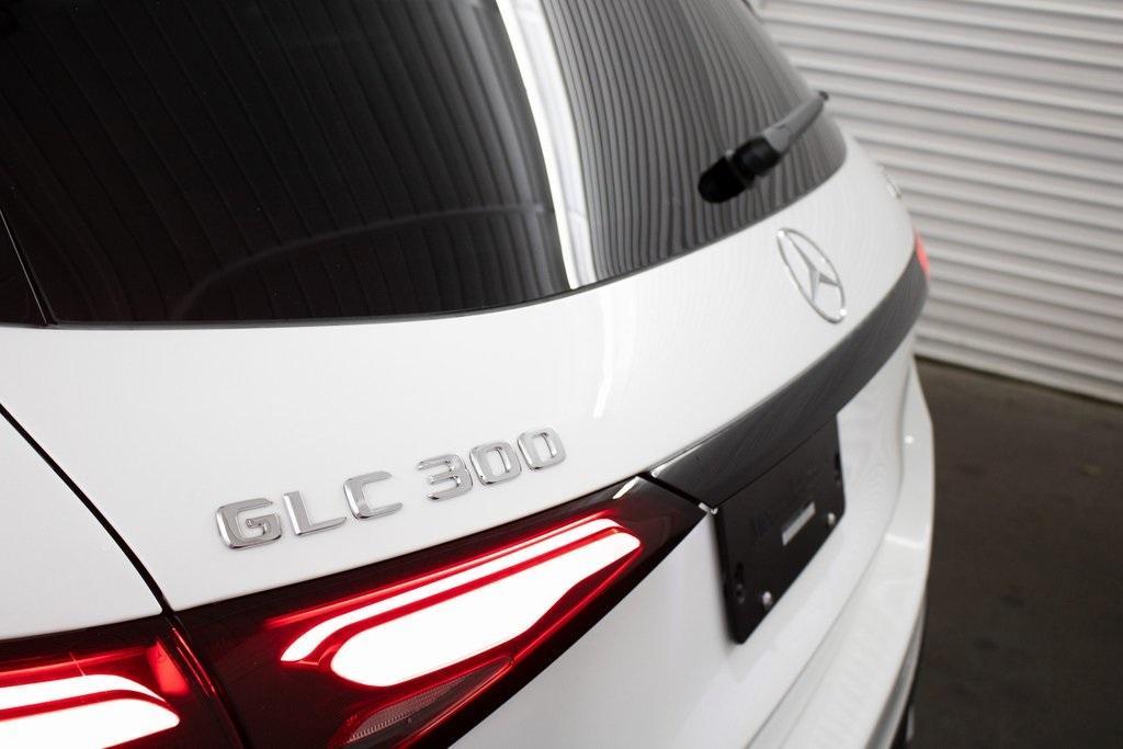 new 2025 Mercedes-Benz GLC 300 car, priced at $56,335