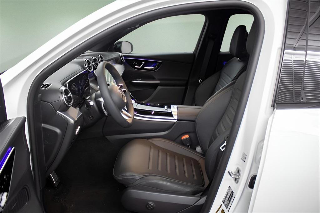 new 2025 Mercedes-Benz GLC 300 car, priced at $56,335