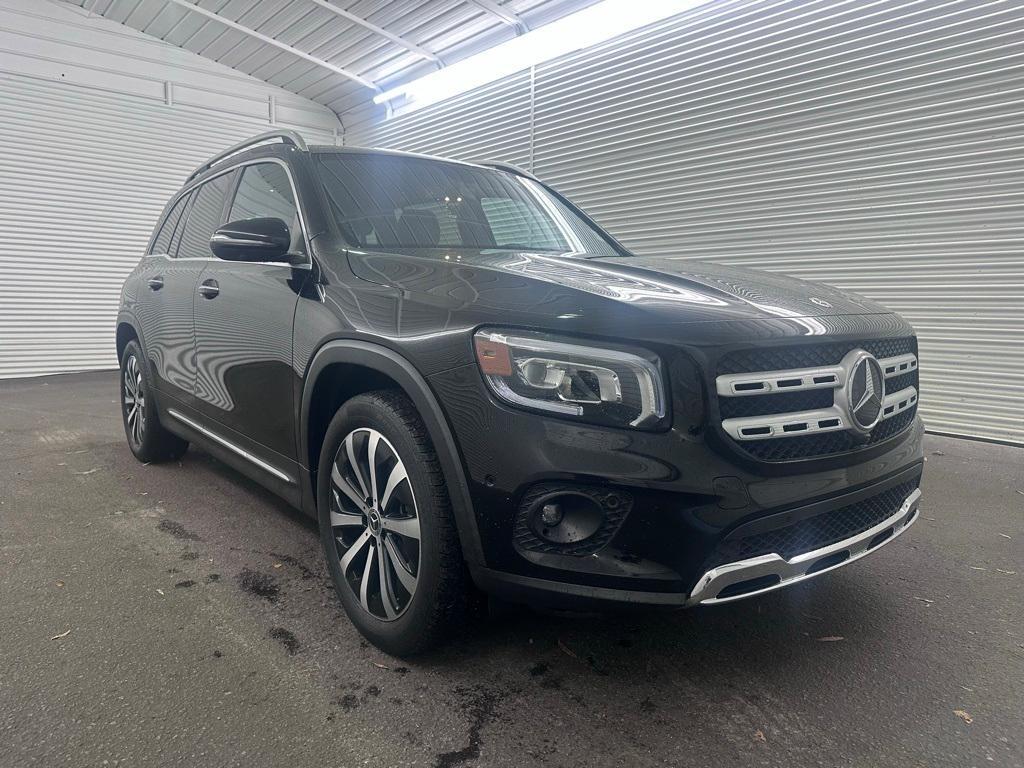 used 2020 Mercedes-Benz GLB 250 car, priced at $21,989