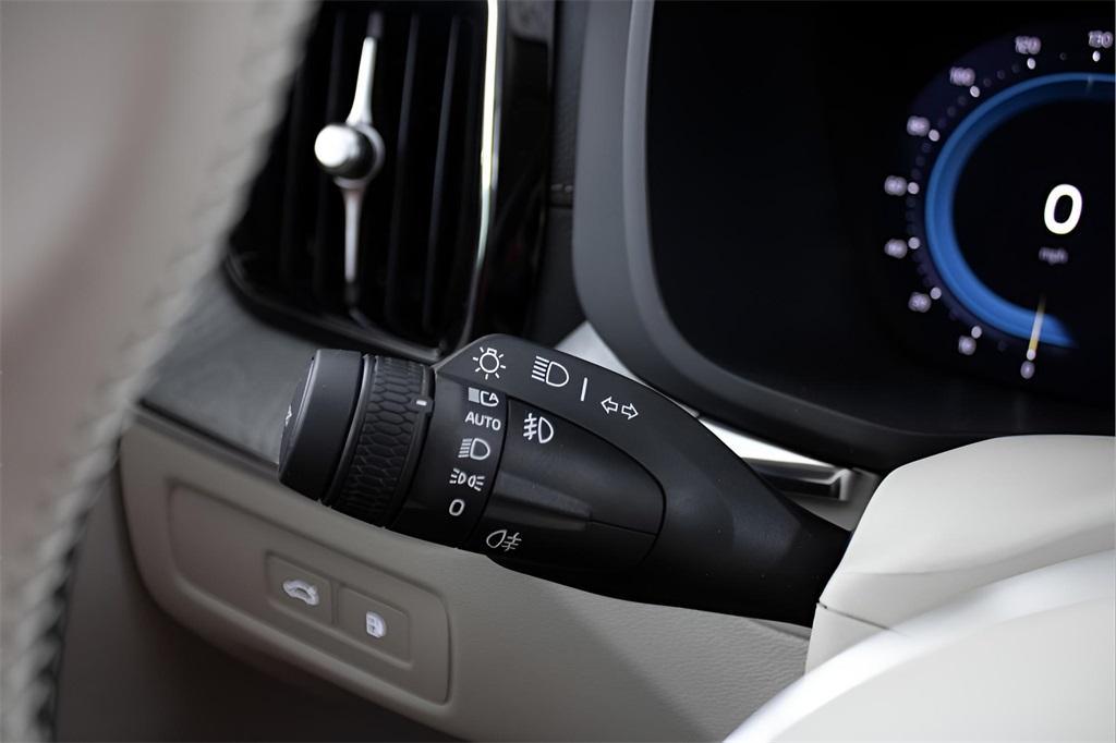 used 2024 Volvo XC60 Recharge Plug-In Hybrid car, priced at $60,989