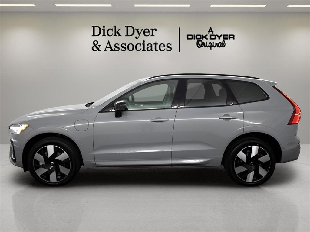 used 2024 Volvo XC60 Recharge Plug-In Hybrid car, priced at $60,989