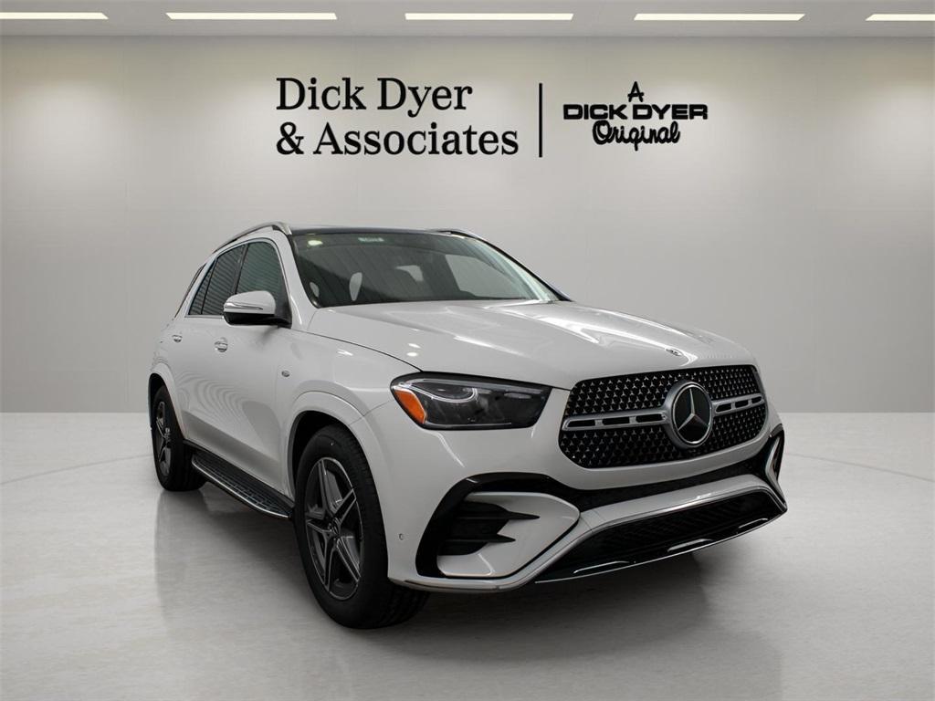 new 2025 Mercedes-Benz GLE 450e car, priced at $84,305