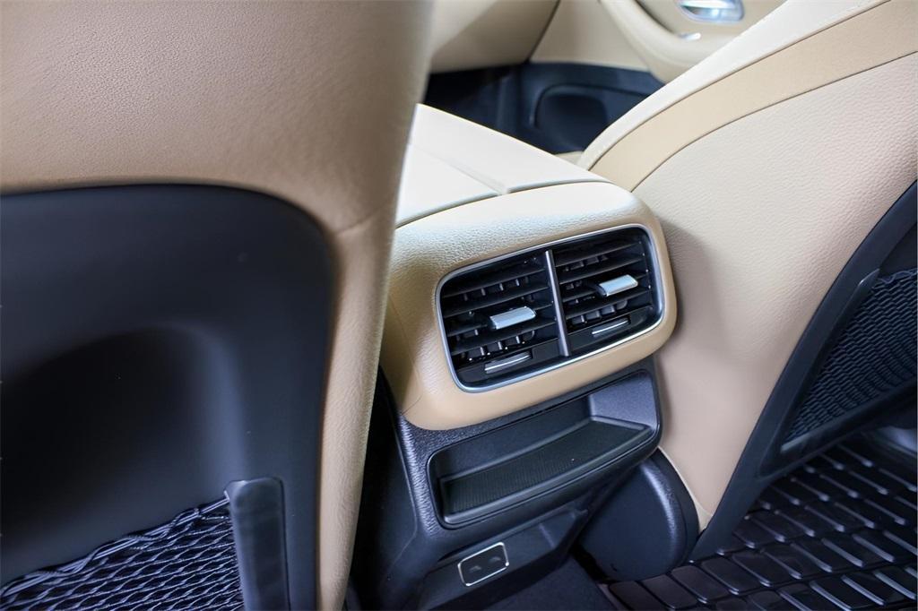 new 2025 Mercedes-Benz GLE 450e car, priced at $84,305