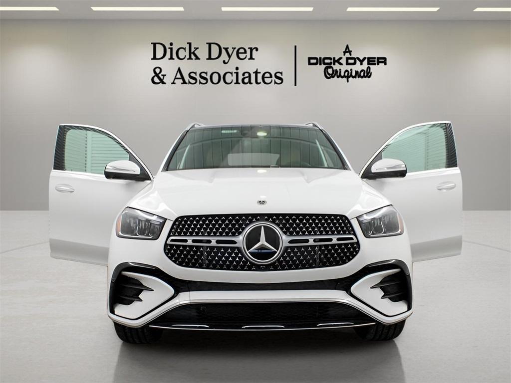 new 2025 Mercedes-Benz GLE 450e car, priced at $84,305