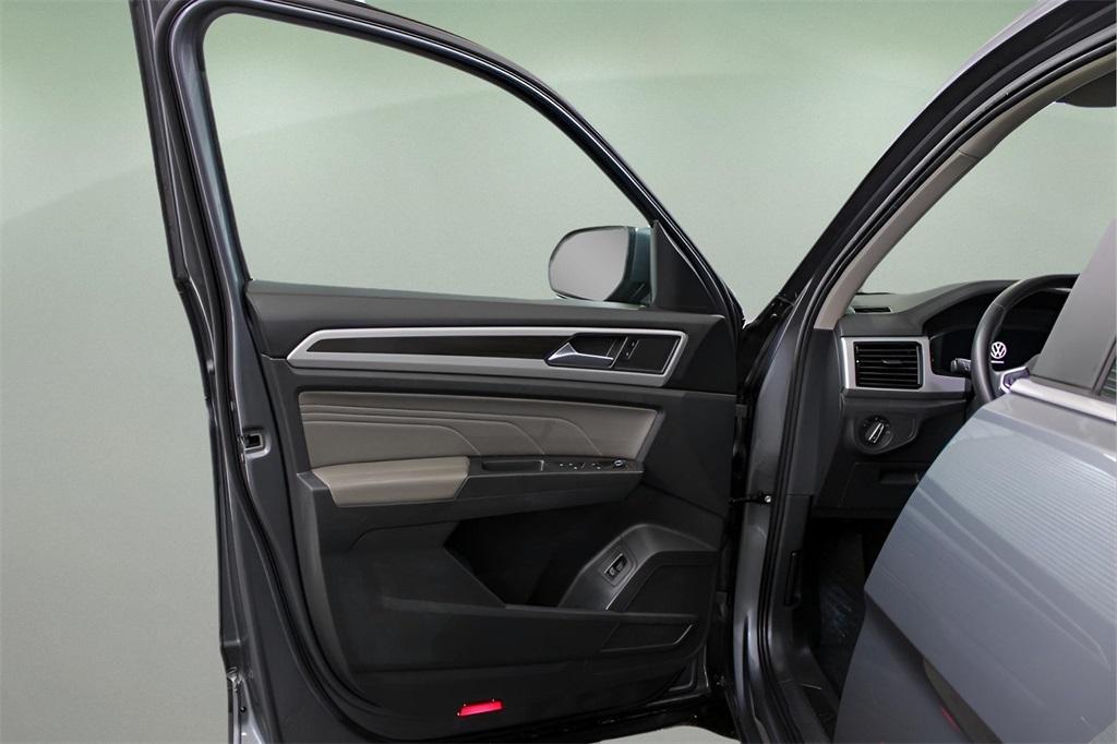 used 2023 Volkswagen Atlas car, priced at $29,989