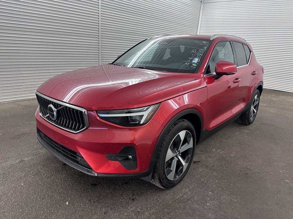 used 2024 Volvo XC40 car, priced at $41,989