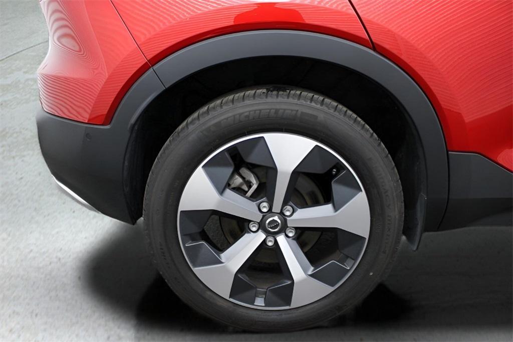 used 2024 Volvo XC40 car, priced at $38,989