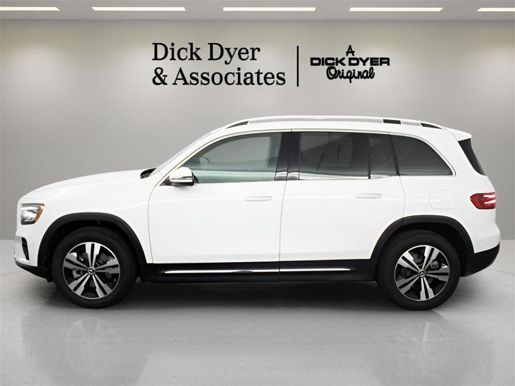 new 2025 Mercedes-Benz GLB 250 car, priced at $47,145