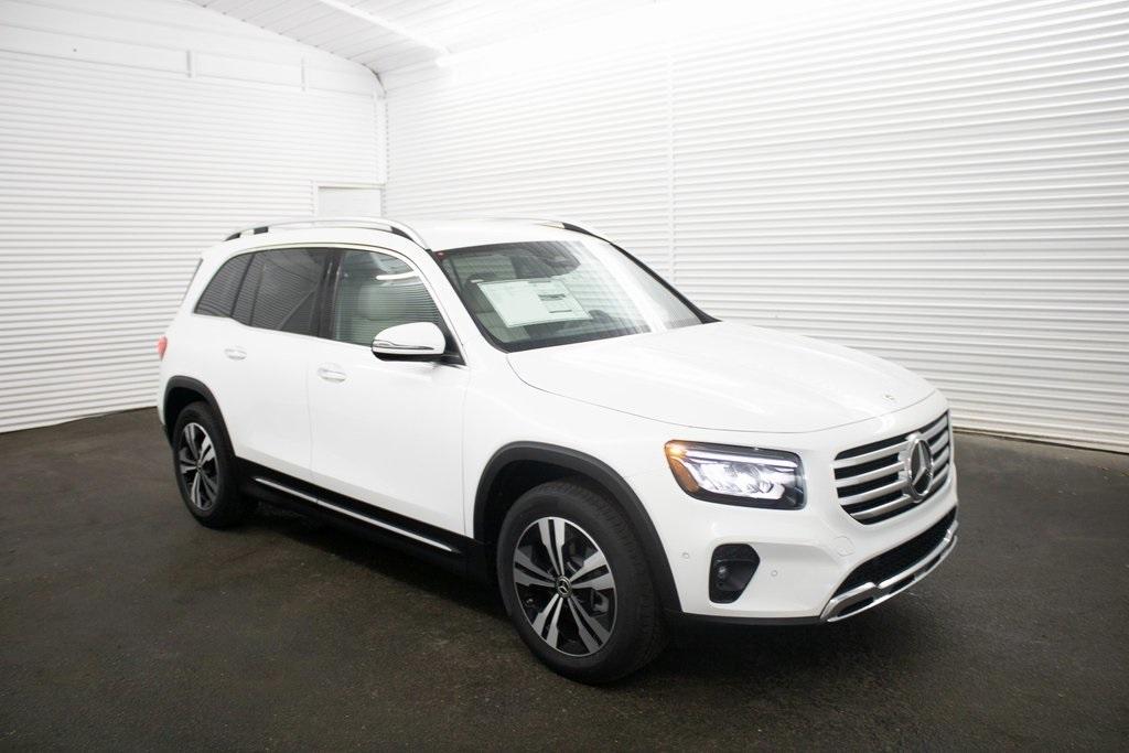new 2025 Mercedes-Benz GLB 250 car, priced at $47,145