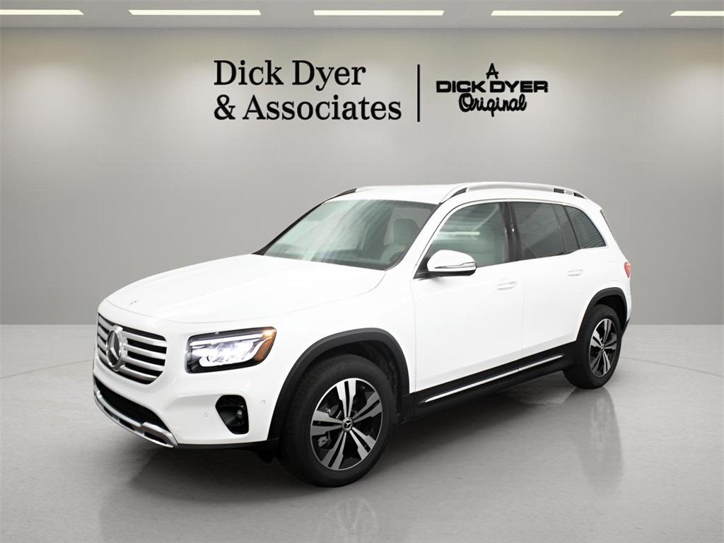 new 2025 Mercedes-Benz GLB 250 car, priced at $47,145