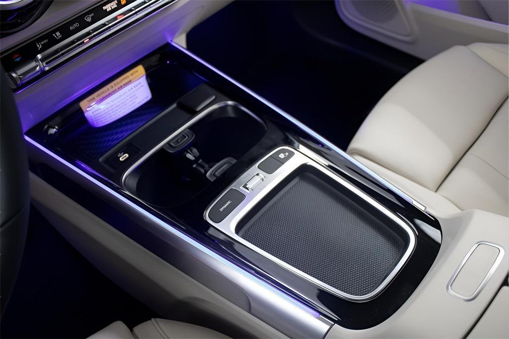 used 2025 Mercedes-Benz GLB 250 car, priced at $41,989