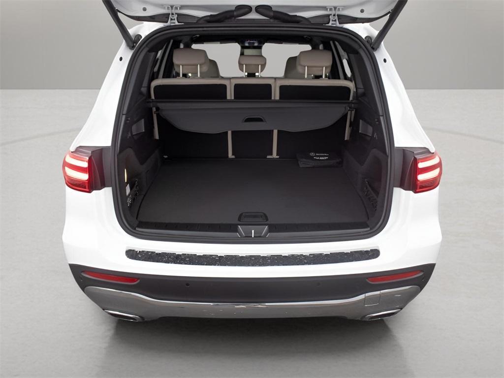 used 2025 Mercedes-Benz GLB 250 car, priced at $43,989