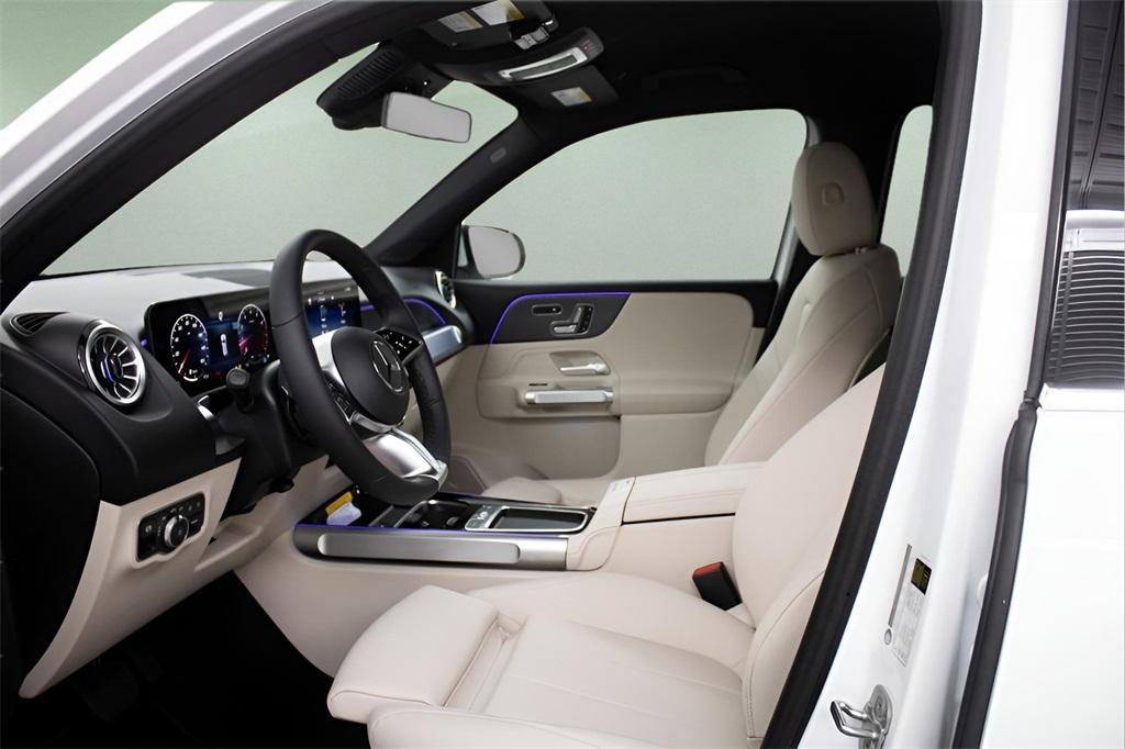 used 2025 Mercedes-Benz GLB 250 car, priced at $42,989