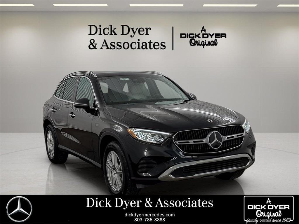 new 2025 Mercedes-Benz GLC 300 car, priced at $50,850