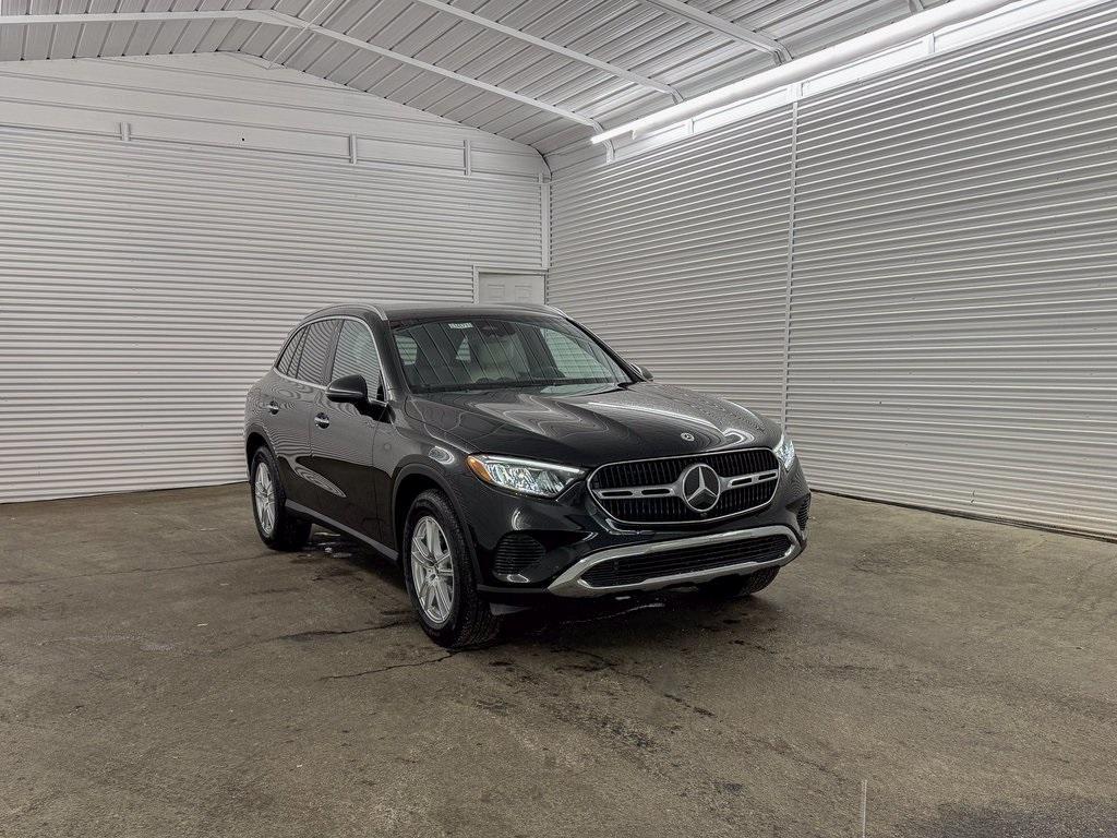 new 2025 Mercedes-Benz GLC 300 car, priced at $50,850