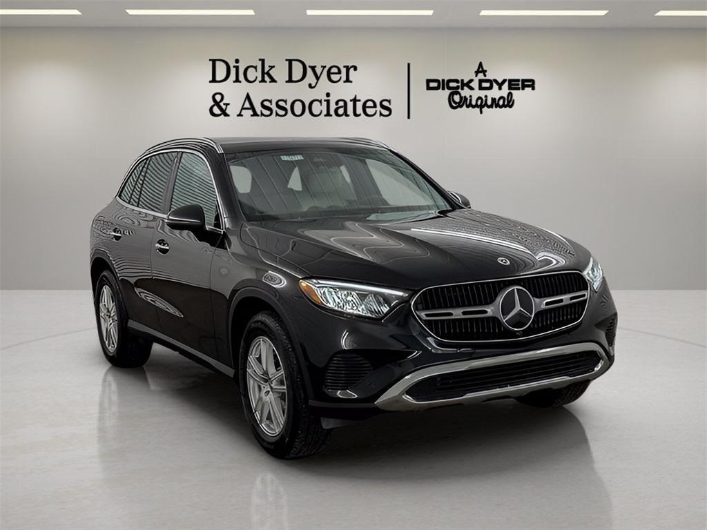 used 2025 Mercedes-Benz GLC 300 car, priced at $49,989