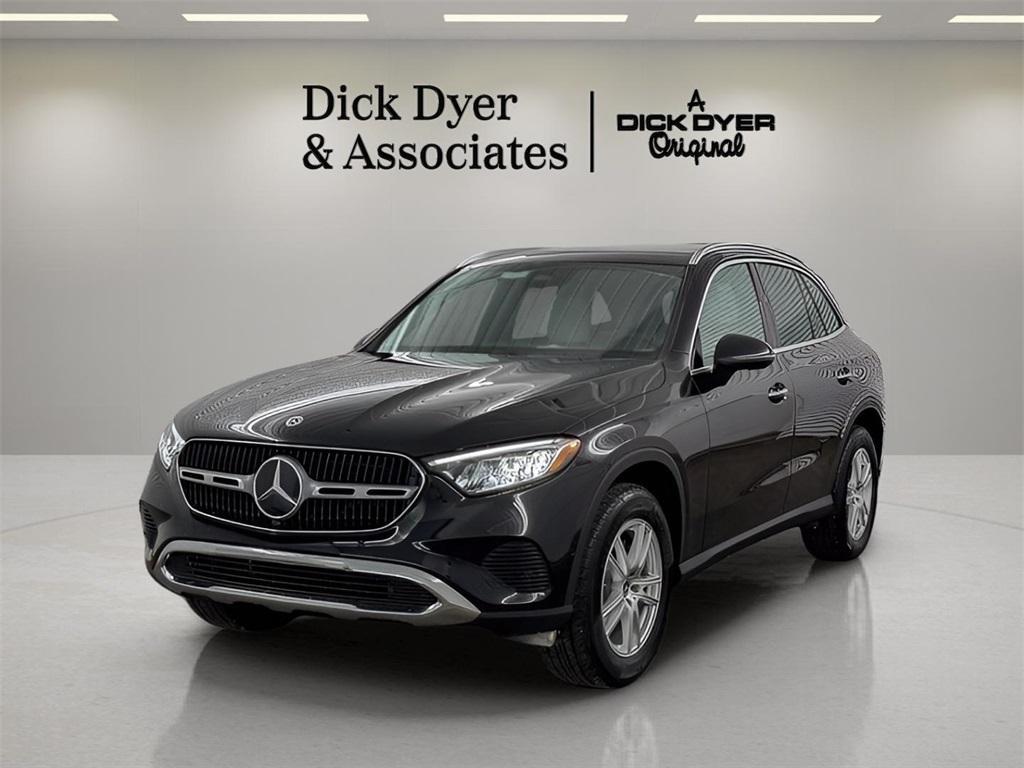 new 2025 Mercedes-Benz GLC 300 car, priced at $50,850