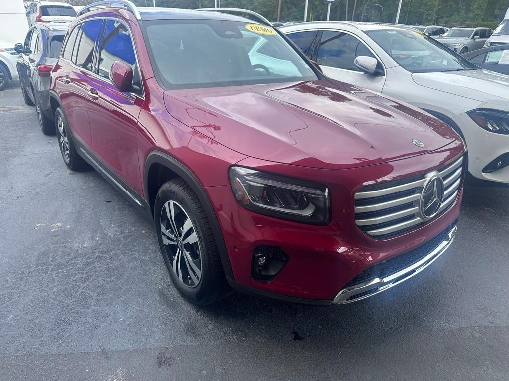 used 2025 Mercedes-Benz GLB 250 car, priced at $43,989