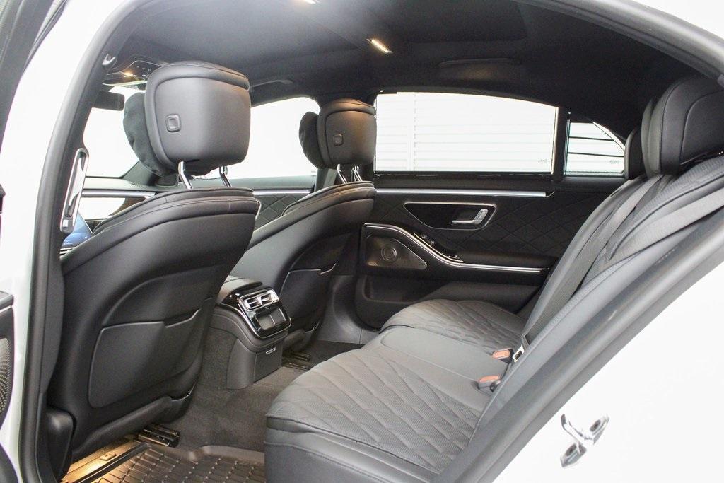 new 2025 Mercedes-Benz S-Class car, priced at $140,615