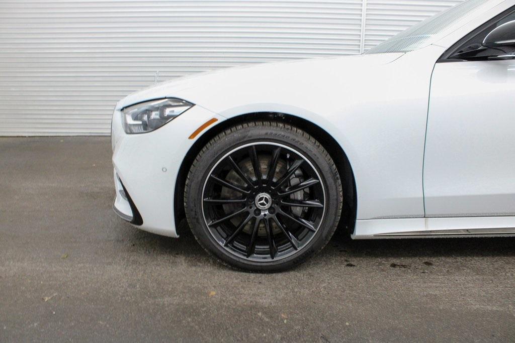 new 2025 Mercedes-Benz S-Class car, priced at $140,615