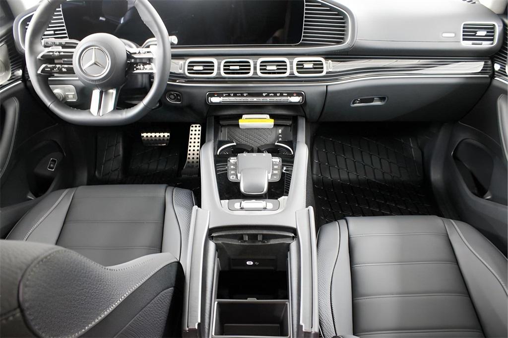 new 2025 Mercedes-Benz GLS 450 car, priced at $100,995