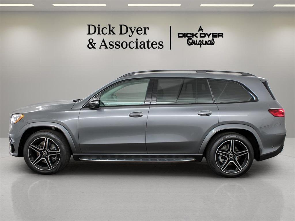 new 2025 Mercedes-Benz GLS 450 car, priced at $100,995