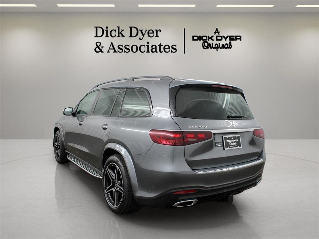 new 2025 Mercedes-Benz GLS 450 car, priced at $100,995