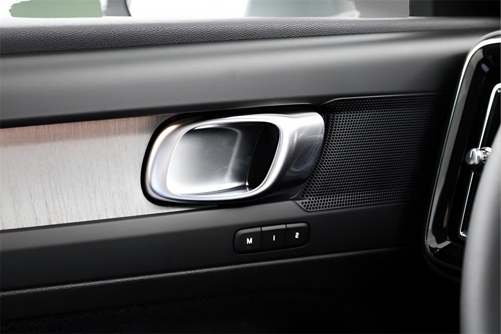 used 2025 Volvo XC40 car, priced at $35,989