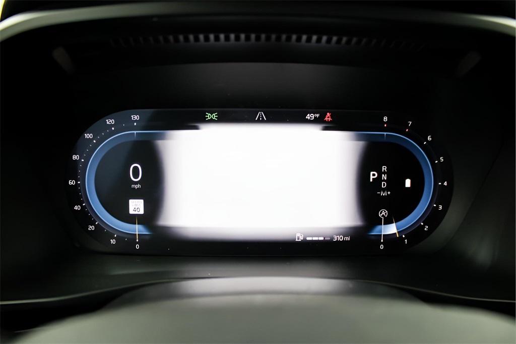 used 2025 Volvo XC40 car, priced at $35,989