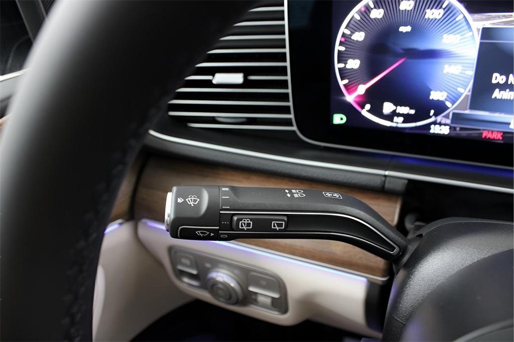 new 2025 Mercedes-Benz GLE 350 car, priced at $71,600